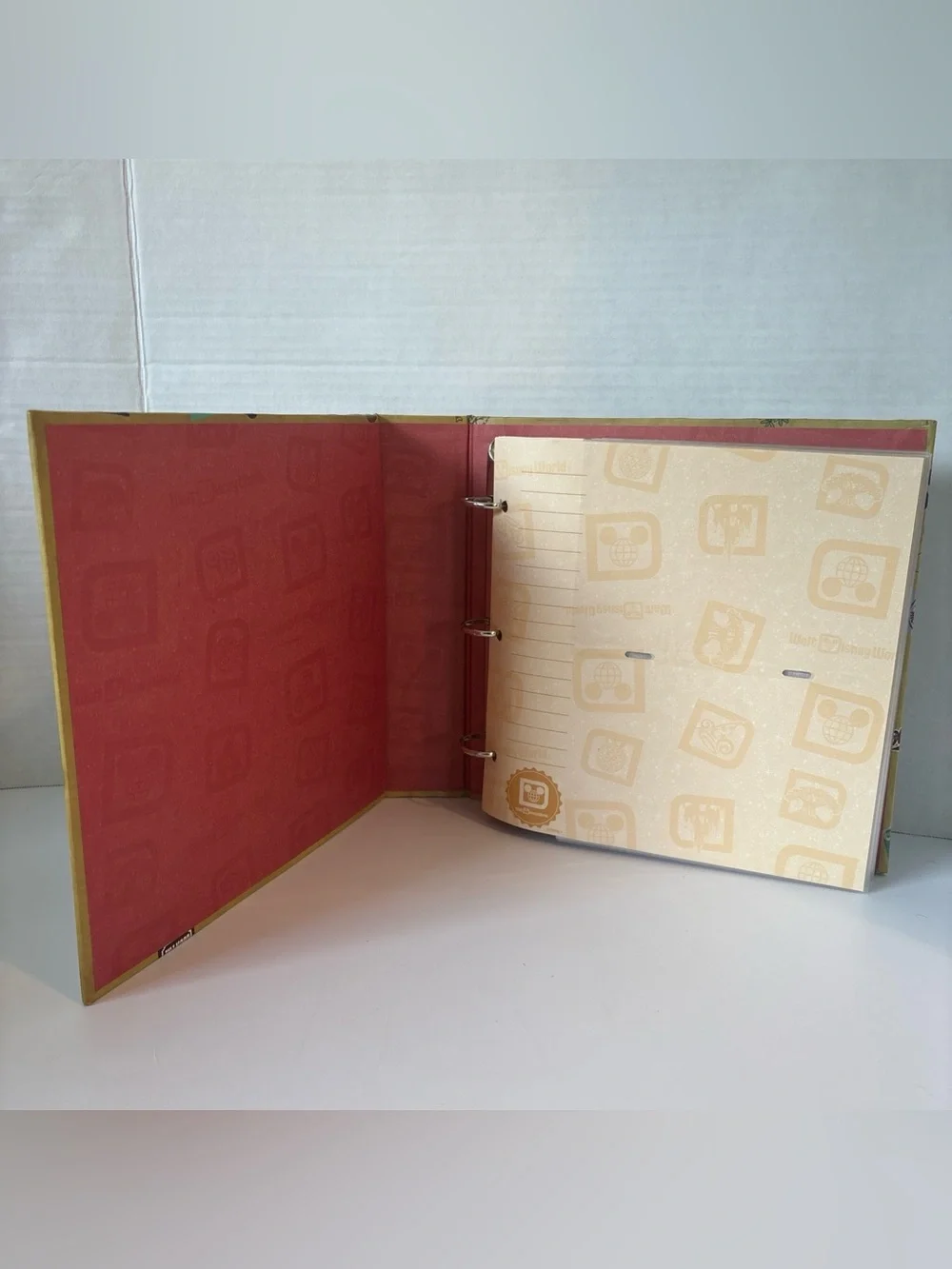 Walt Disney World 40th Anniversary Mickey Photo Album Vacation Memory Scrapbook